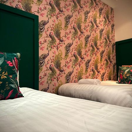 Вилла Sleeps10-Parking-Garden-Hottub-Petfriendly Блэкпул Экстерьер фото