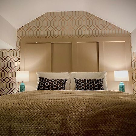 Вилла Sleeps10-Parking-Garden-Hottub-Petfriendly Блэкпул Экстерьер фото